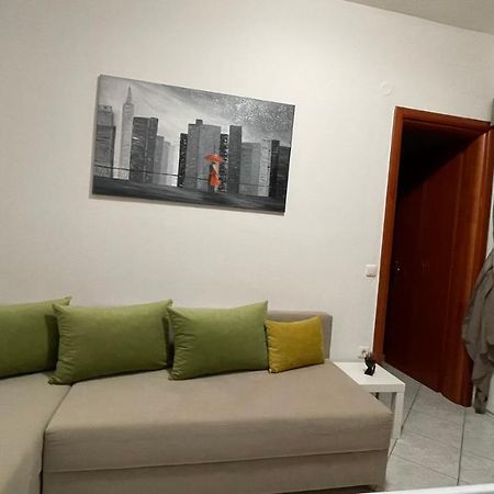 Premium Suites Ofrínion Buitenkant foto