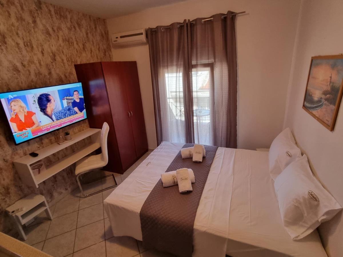 Premium Suites Ofrínion Buitenkant foto