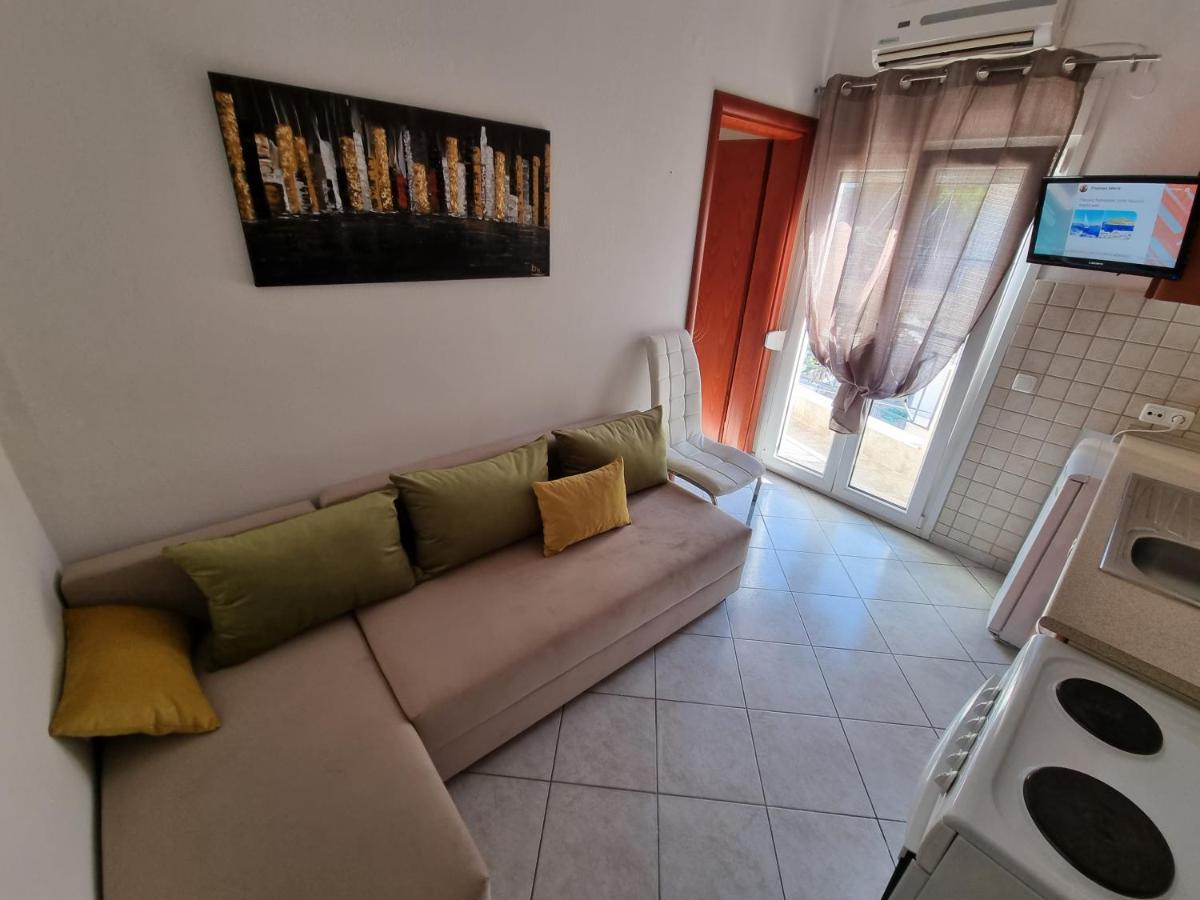 Premium Suites Ofrínion Buitenkant foto