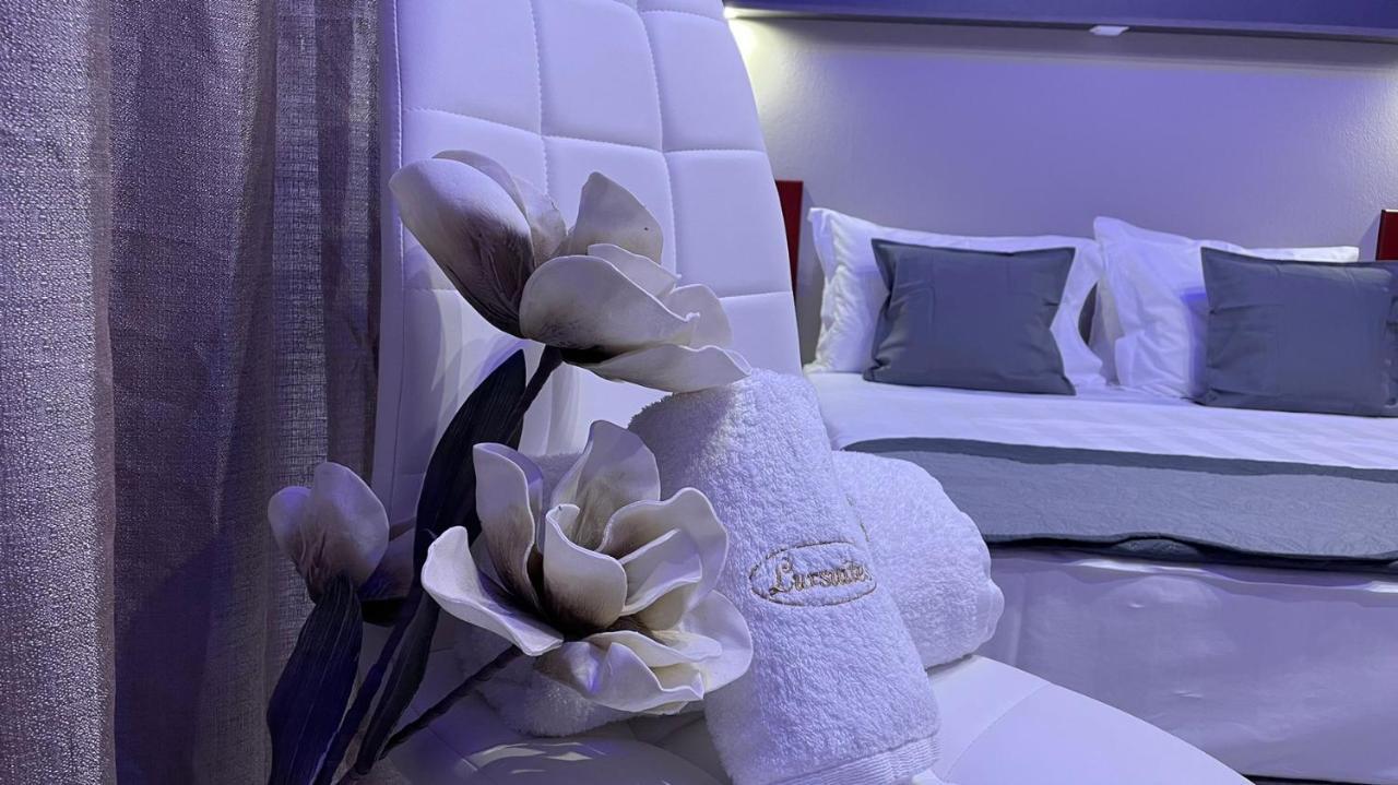 Premium Suites Ofrínion Buitenkant foto