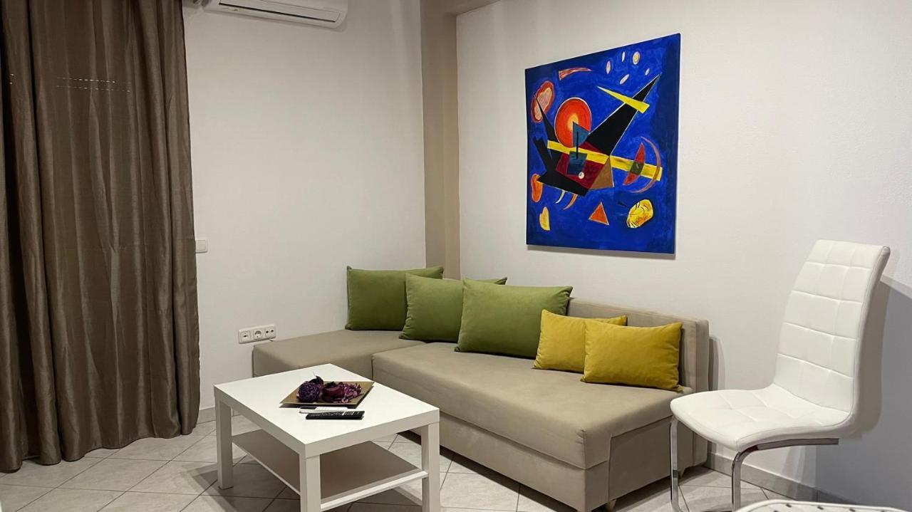 Premium Suites Ofrínion Buitenkant foto