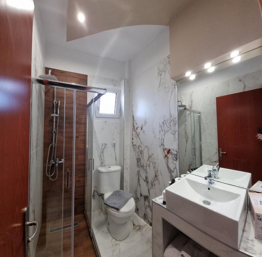 Premium Suites Ofrínion Buitenkant foto