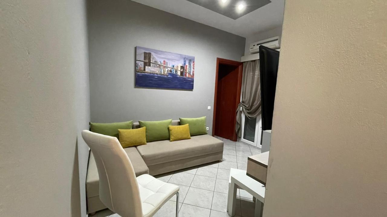 Premium Suites Ofrínion Buitenkant foto