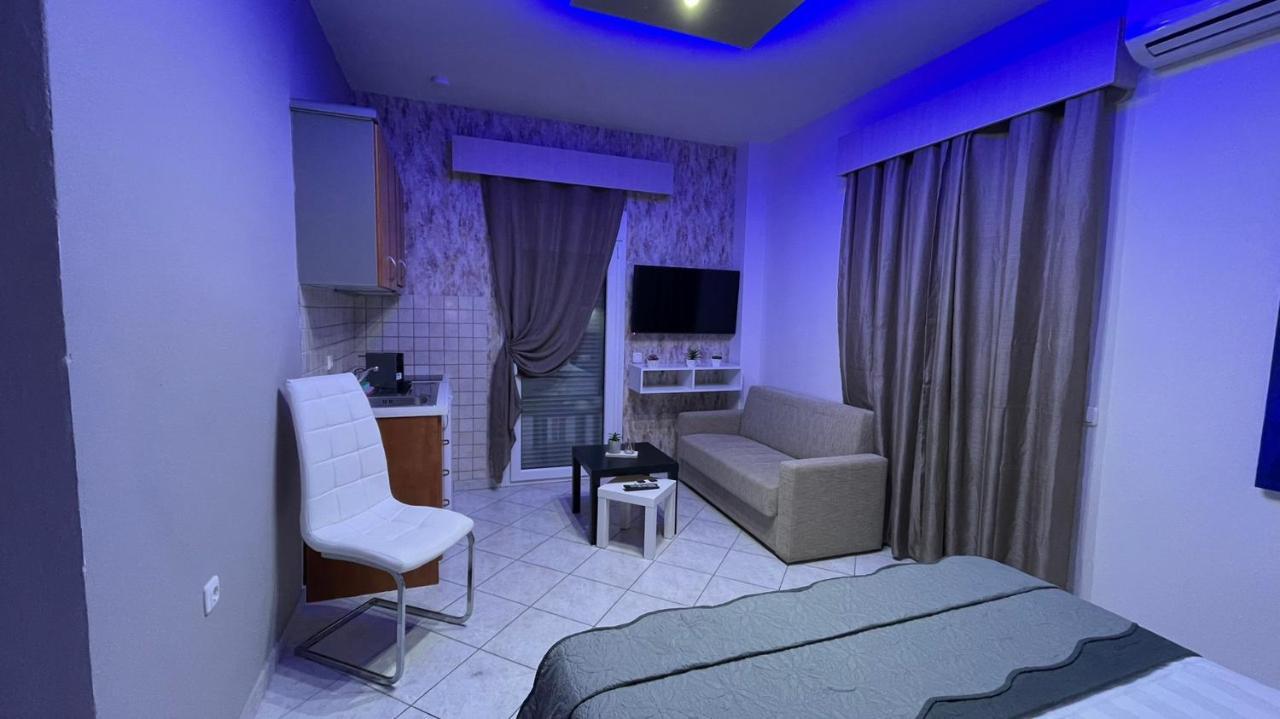 Premium Suites Ofrínion Buitenkant foto